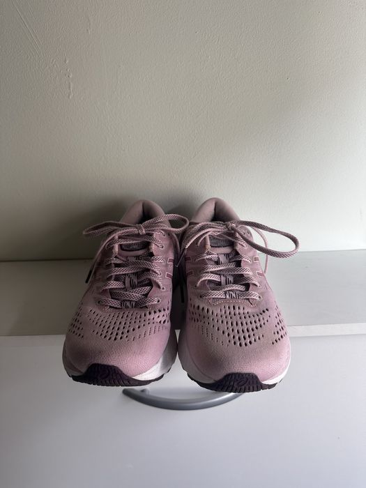 Asics маратонки 39 номер