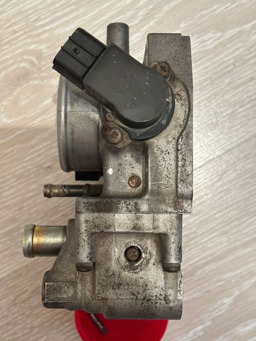 Дросельная заслонака