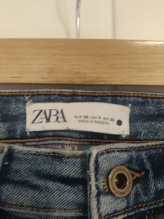 Blugi Zara slim fit