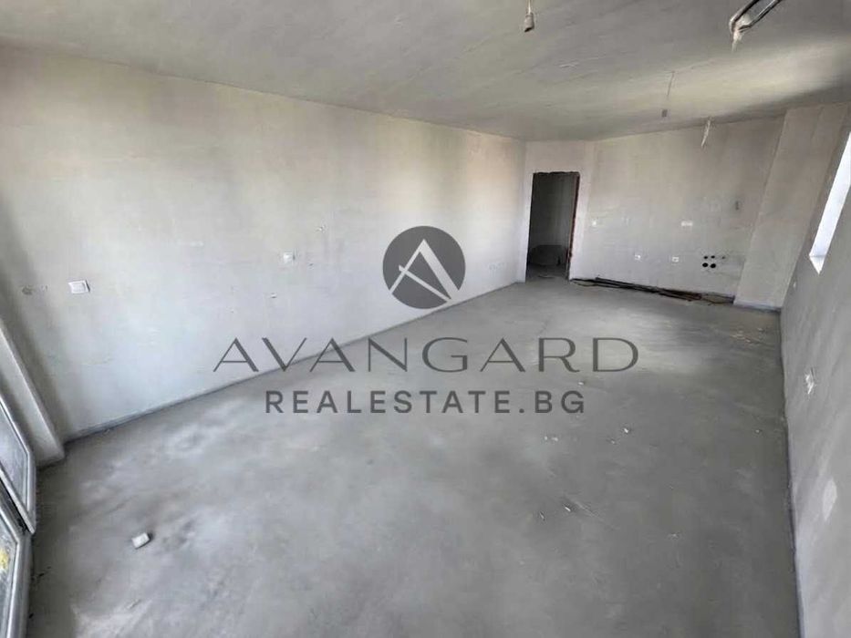 Продава се Тристаен апартамент в Пловдив, Тракия - 125 кв.м за 1600 €/кв.м - Снимка #2
