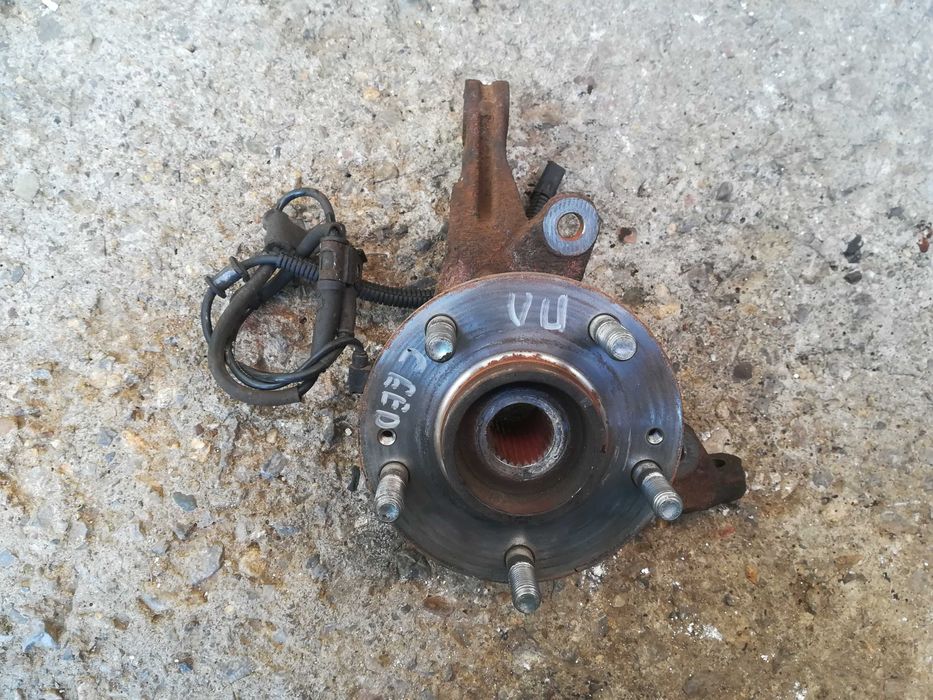 Шенкели Kia Ceed Hyundai i30 Киа Сийд Сиид (ляв десен шенкел главина)