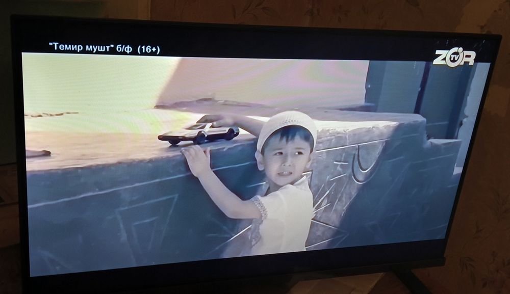 Телевизор Smart Toshiba 32 диагональ