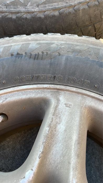 Шины с дисками в сборе