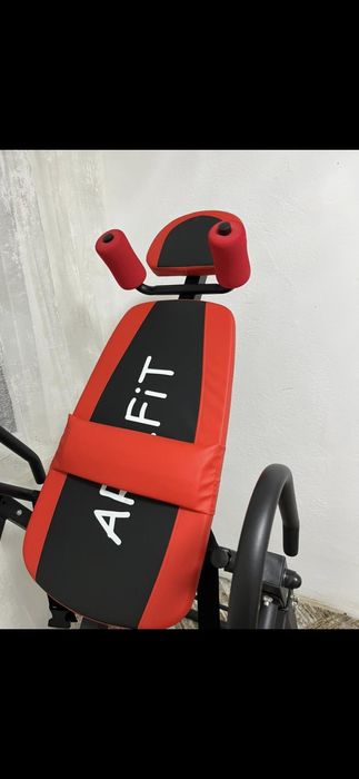 Продаю инверсионный стол AR FIT