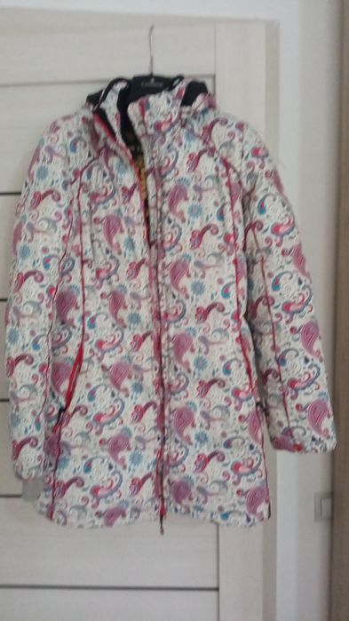 Куртка Nike xs продам