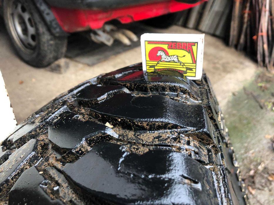 Гуми за джип за кал