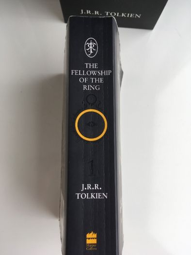 poets Prehistoric mill Carte Lord of The Rings: The Fellowship of the Ring Vol 1. (Engleza)  Targoviste • OLX.ro