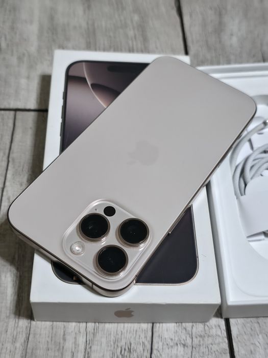 IPhone 16 Pro Max 256 gb емкость 100