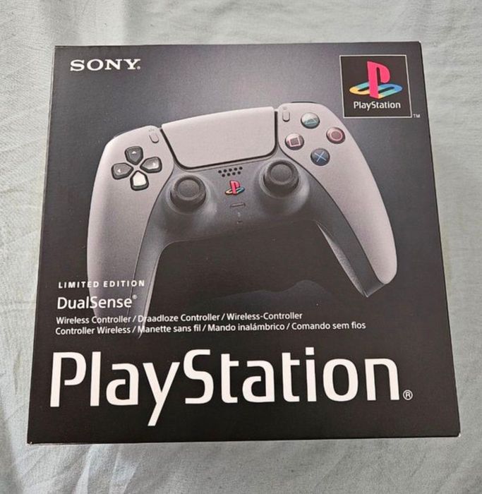 Maneta PS5 30th anniversary