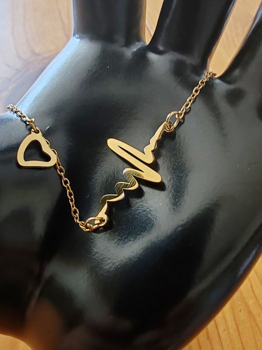 Дамска гривна позлатена