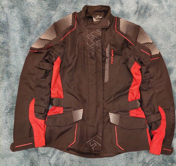 Echipament moto Buse, costum moto damă Fastway și aparatori