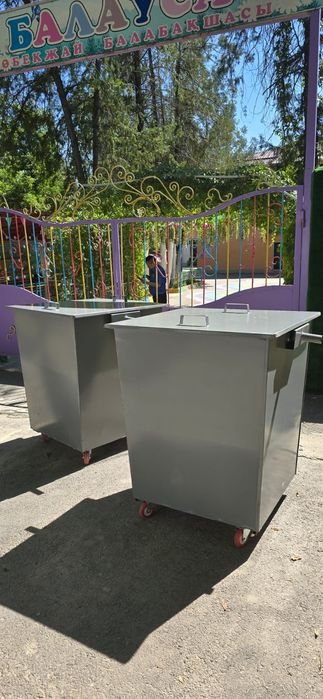 Мусорный бак 0.75куб