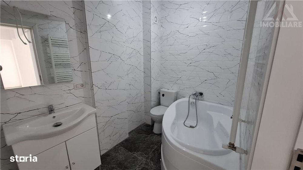 Apartament 3 camere Valea Lupului,2 Bai,Loc de Parcare Inclus — fotografia 3