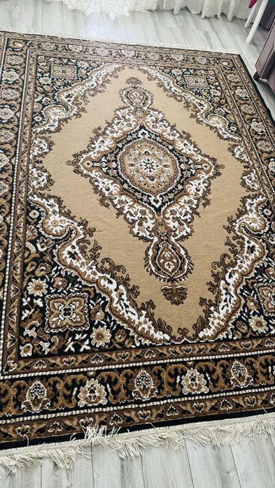 Ковер 2 на 3 продам