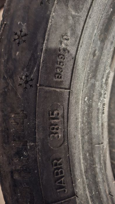 Cauciucuri Dunlop 155 65 R 14, de iarna