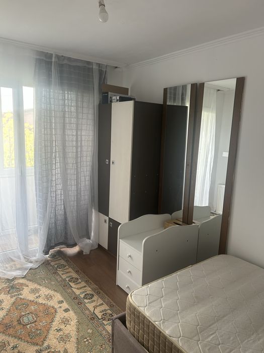 Apartament 2 camere ,parcare in Floresti