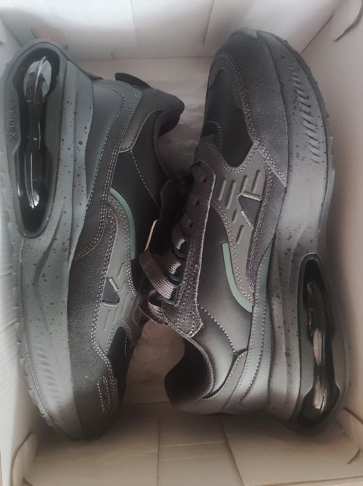 Продам новые кроссовки Athlex