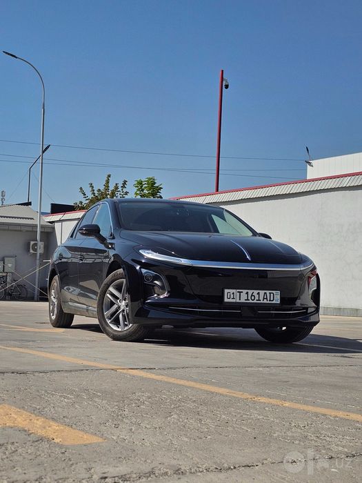 Сухой аренда Hongqi  520 000 сум