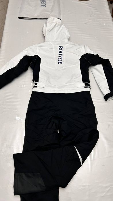 Лыжные костюм в лучшем качестве