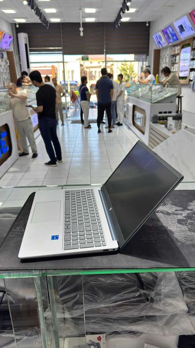 Hp Laptop 15 intel core i5