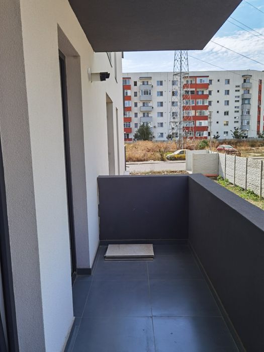 Închiriez garsonieră nemobilată în Popești