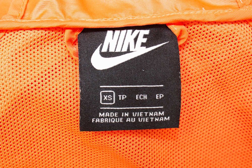 Nike оригинално дамско яке с качулка ветровка горница XS