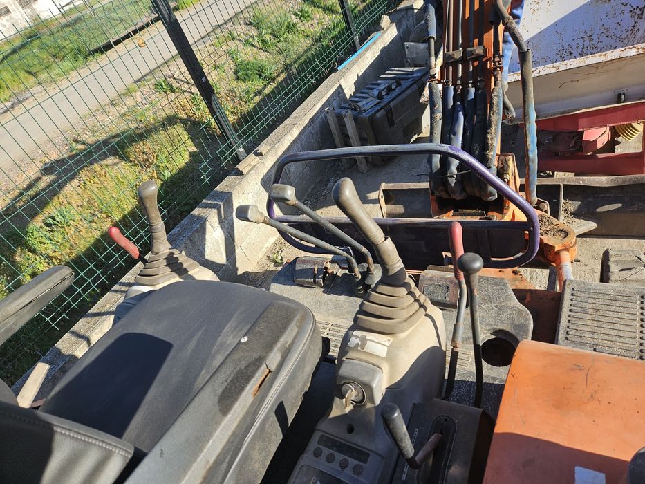 Vând miniexcavator Fiathitachi