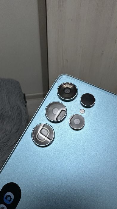 Продам планшет Umiio