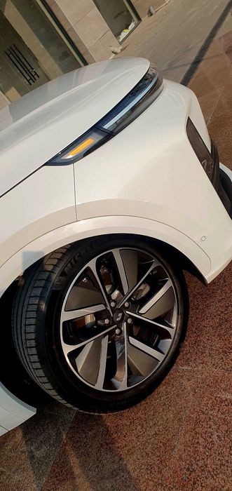 Lixiang L7 Ultra (v nalichie) 2025 Restaylng