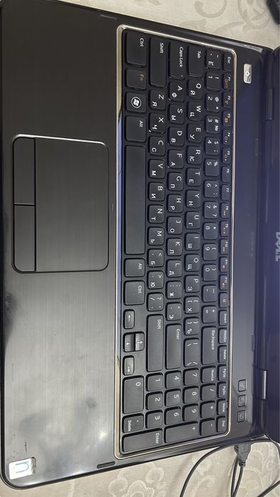 Ноутбук DELL