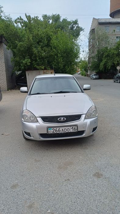 Продам Приора 2 люкс
