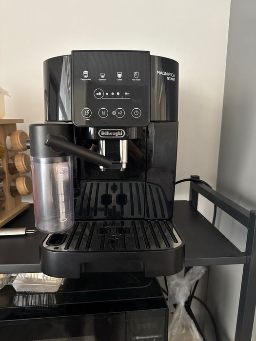 Кофемашина делонг