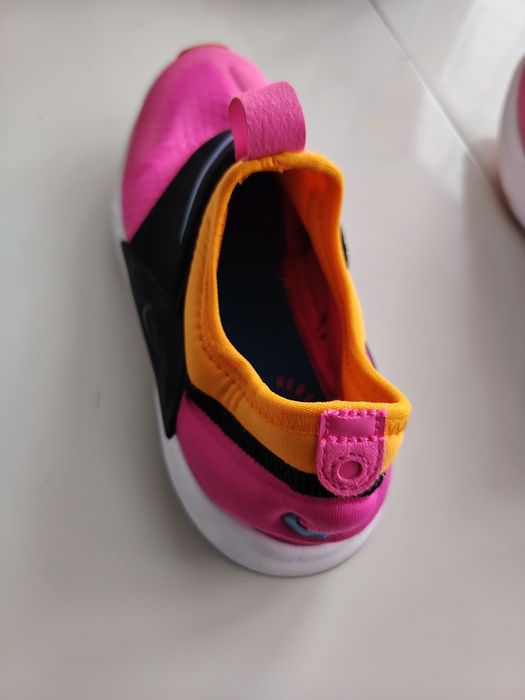 Adidași Nike nr 33,5 noi