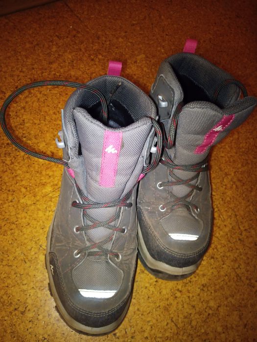 Детски обувки за планината