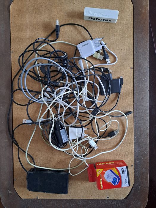 Запчасти на телефон