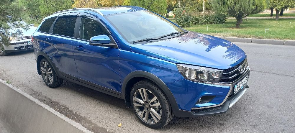 Lada vesta sw kross