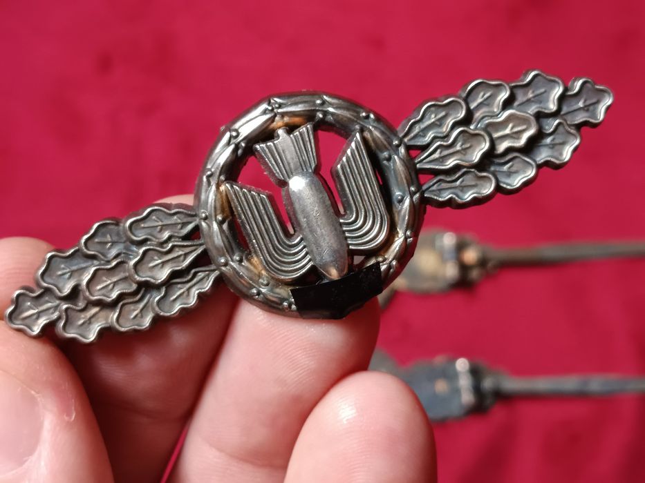 WW2 Lot 4insigne militare germane aviație/Repro/ preț pe bucată !