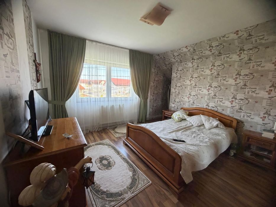 Casă spațioasă de vânzare – Sântana de Mureș | Se acceptă și schimb cu apartament + diferență