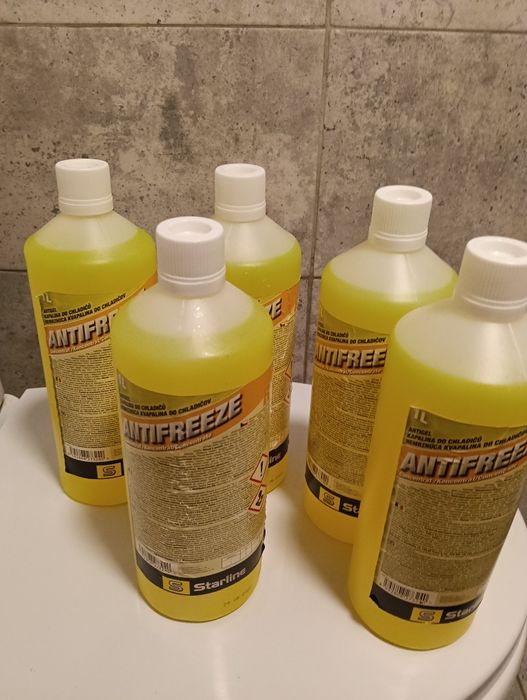 5 litri de Antigel Concentrat Antifreze. La 80 lei.