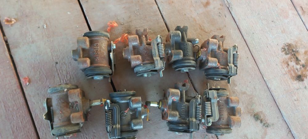 Тормозной колодки ИСУЗУ