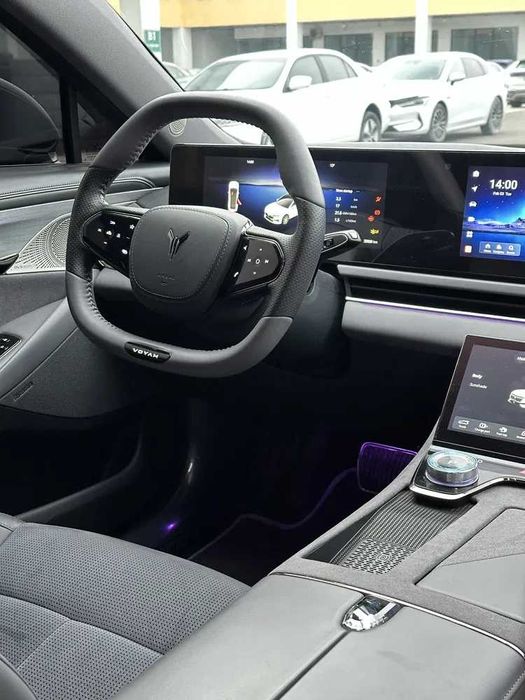 Voyah Chasing Light AWD 730km pod zakaz