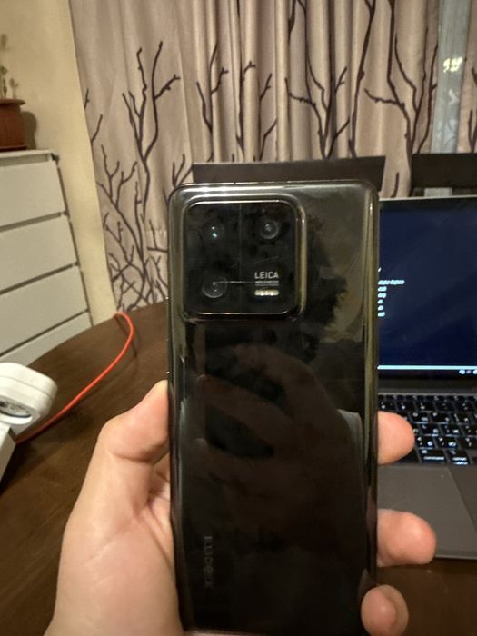 Продам xiaomi 13 pro
