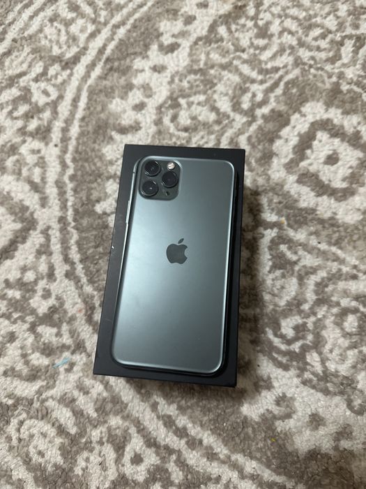 iPhone 11 Pro 256гб акб 77%