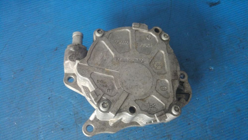 pompa vacuum 2.0 tdi cba audi a3 8p a4 b8 a5 8f vw golf 6 passat b7 tiguan 5n  03l145100