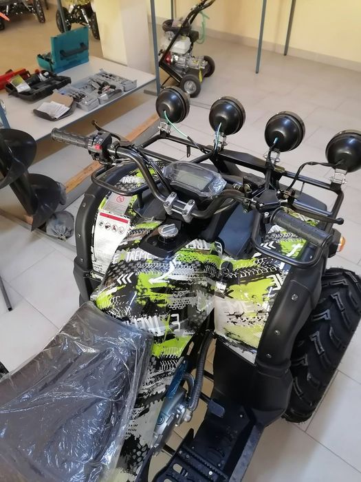 Бензиново АТV 250 cc GRIZZLY с двигател Shineray и водно охлаждане

Бе