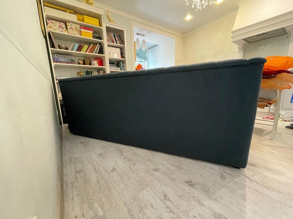 Продам диван в гостиную