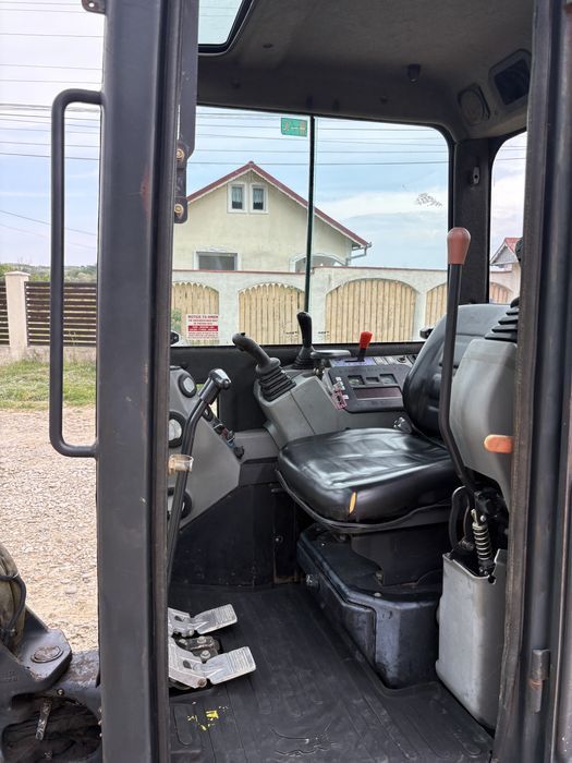 Miniexcavator Bobcat E25/2013