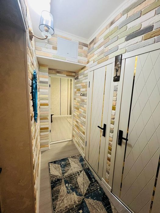 Срочно выкуп продается 2х комнатная Ц6 ЖК Казахстан