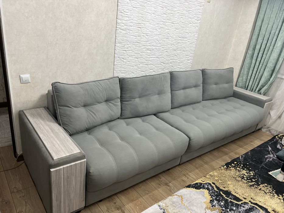 Диван в хорошем состоянии