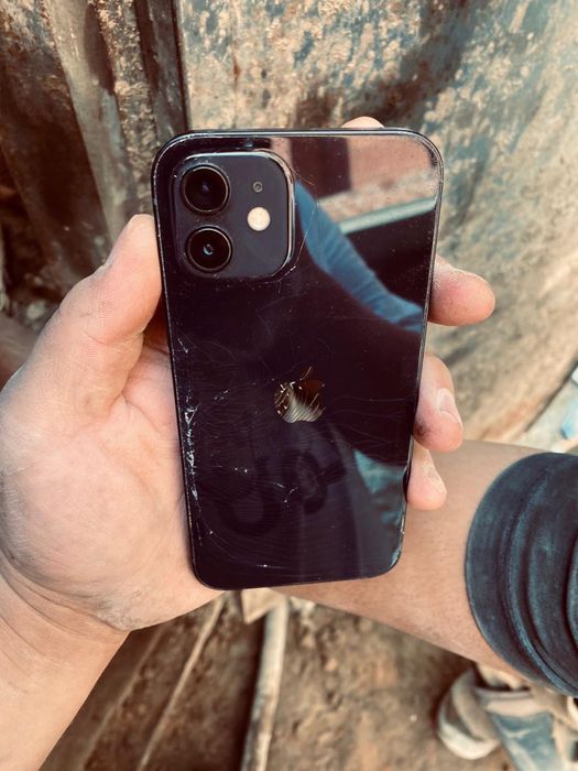 Айфон 12 акб 78%